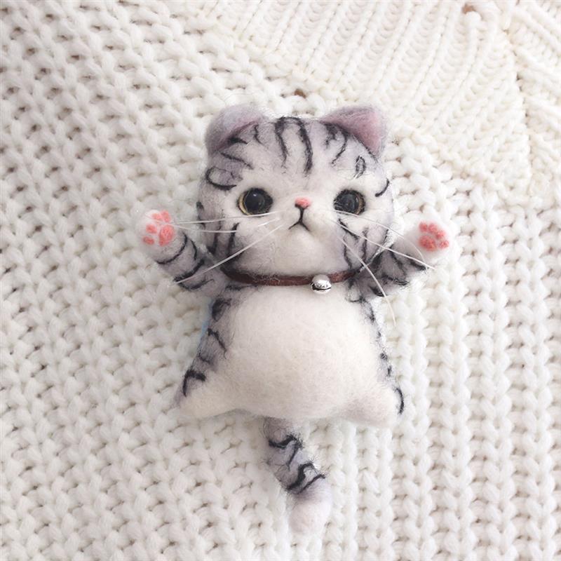 4 Uds lana de fieltro gato broche DIY pendientes lindo animales de fieltro de aguja Kit para principiantes para chicas