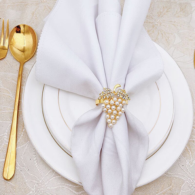 Grapes Napkin Rings with Glittering Imitation Diamond and Pearls Inlay Alloy Napkin Ring Holder