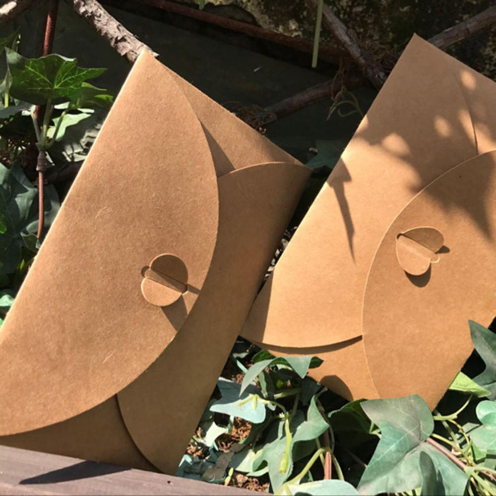 2PCS High Qulity Kraft paper envelope Retro Envelope Handmade Diy Accessories for Wedding Party Christmas Messaage Card