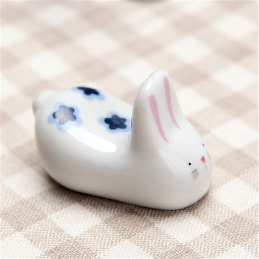 19 Styles Chinese Ceramic Chopsticks Holder Cartoon Animal Chopsticks Mat Home Kitchen Tableware Decoration Tools