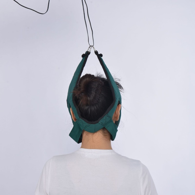 1Pcs Opknoping Cervicale Tractie Apparaat Zachte Hals Stretching Riem Pijnbestrijding Metalen Beugel Chiropractie Nek Tractie Kussen