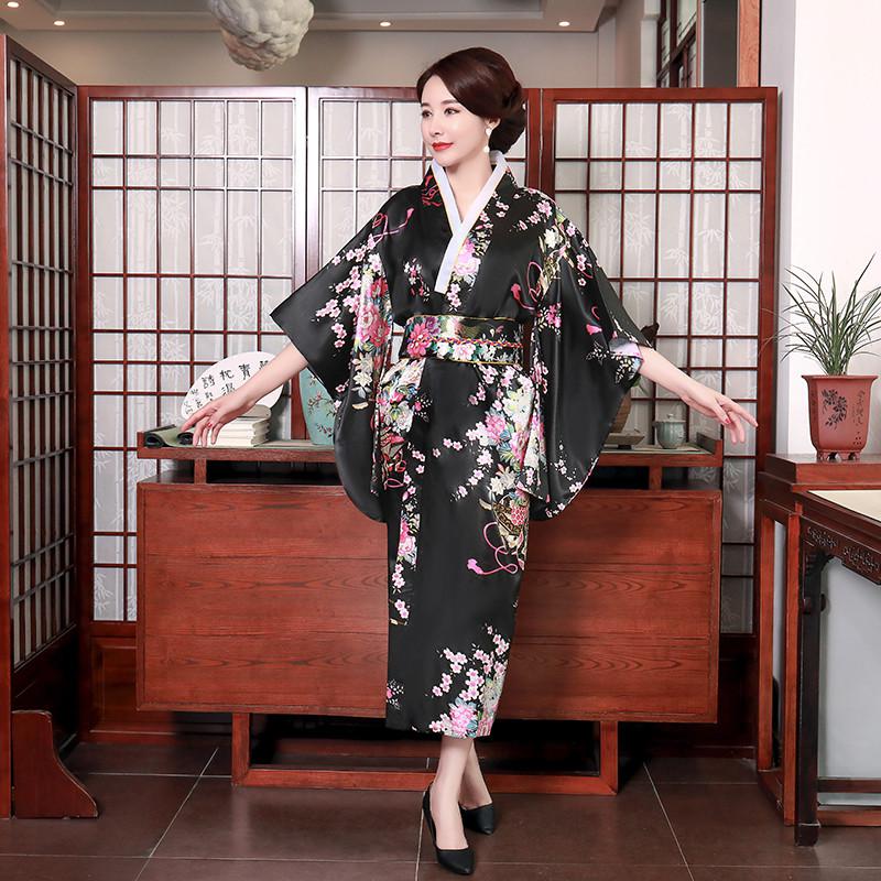 Onesize kvinnlig japansk kimono morgonrock klänning v-ringad satin kvällsfest balklänning vintage cosplay kostym helärmad klänning: Svart 1