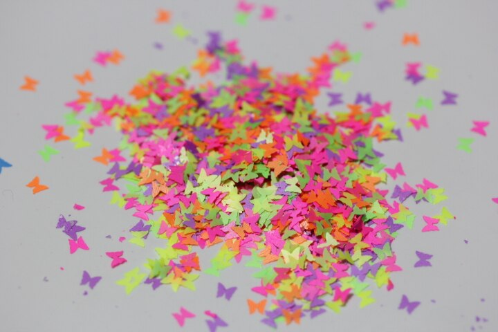 Neon opløsningsmiddel resistente sommerfugl glitter spangles til nail art og anden gør-det-selv dekoration