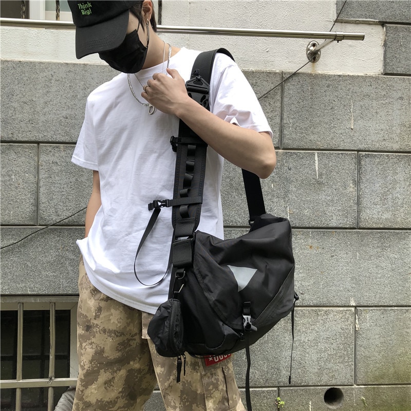 Multifunktionsväskor för män axelväska vattentät anti-stöld bröstpaket kort resa budbärare crossbody-väska