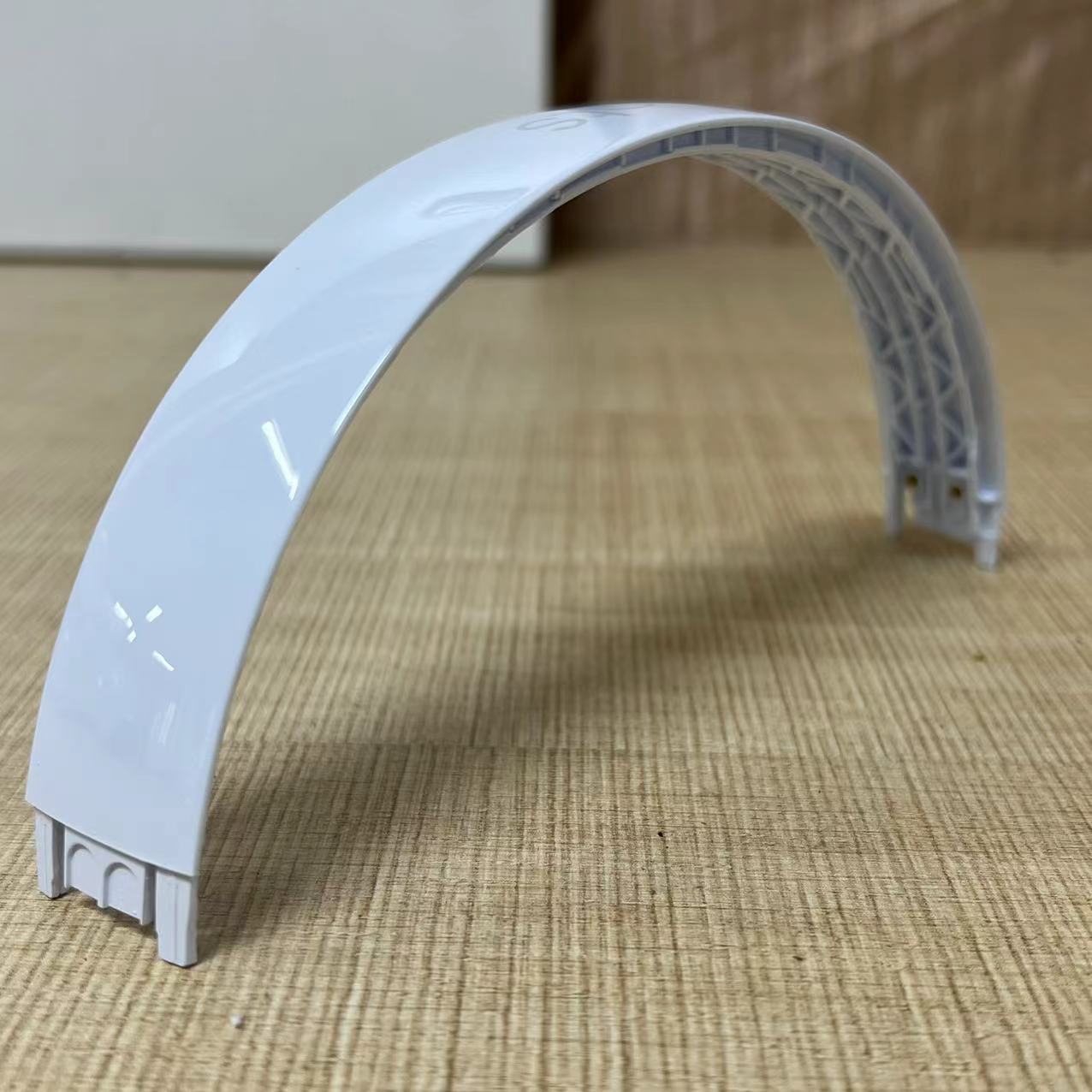 Original oben-Kunststoff-Kopfband für schlägt Solo3 Solo 3-Kopfhörer, Ersatz-Reparatur-Headset-Ersatzteile, gepaart mit Schrauben: Weiß
