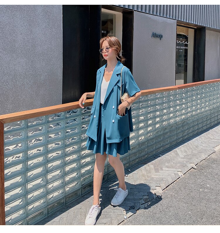 Conjuntos de dos piezas para mujer, Blazer y elegantes faldas para mujer, traje suelto de manga corta, chaqueta Mini plisada, trajes coreanos: Azul / M