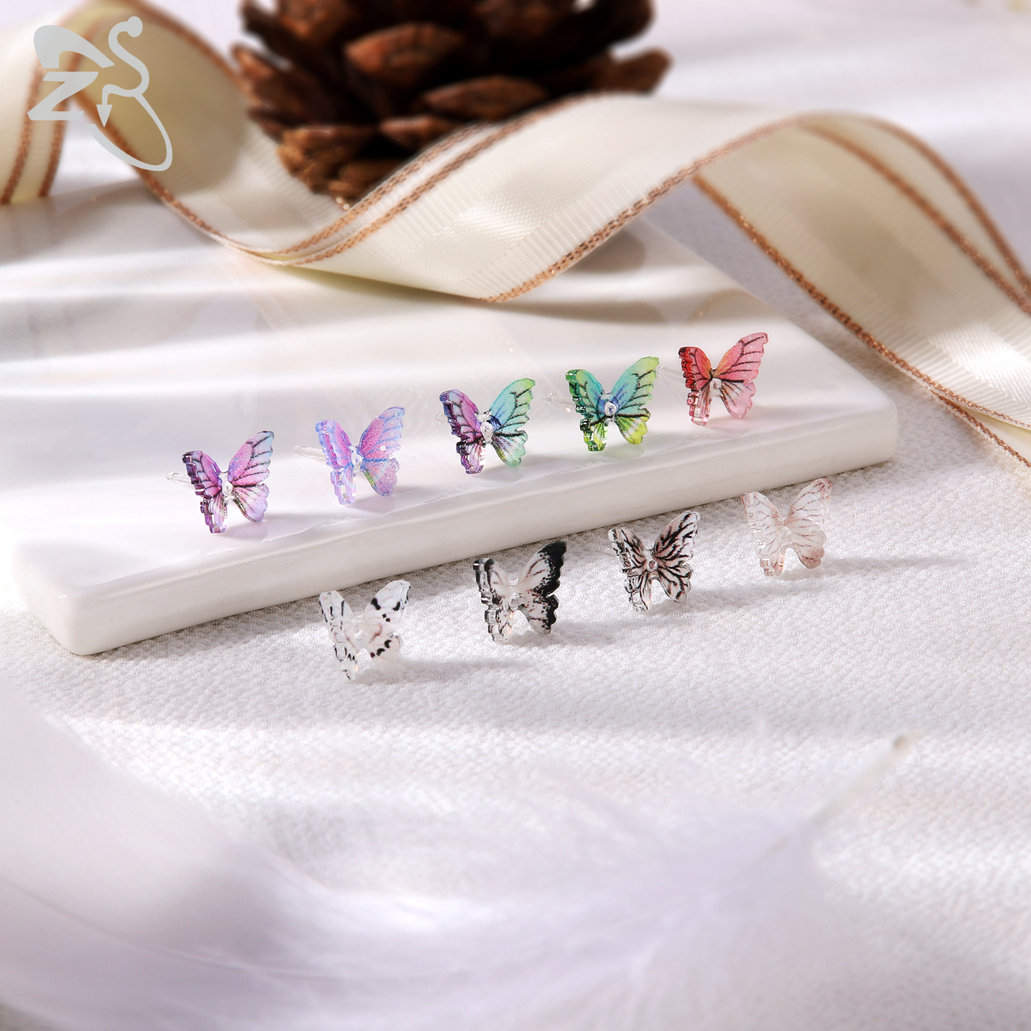 ZS 1 paire de boucles d'oreilles colorées en forme de papillon 20G boucles d'oreilles en acrylique Anti-allergie mignon oreille Cartilage Helix conque piercings