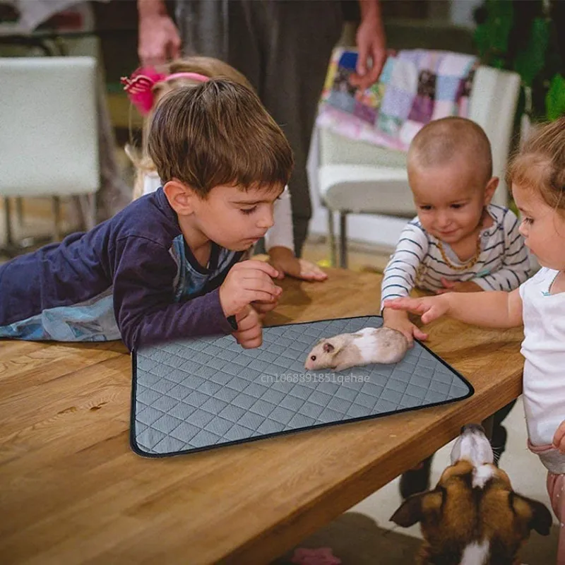 Forro de jaula de conejillo de indias para mascotas pequeñas, alfombrilla de cama antideslizante impermeable, almohadilla altamente absorbente para orinar, accesorios para hámsteres