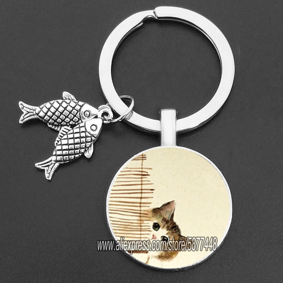 Ondeugende kat en vis glazen hanger sleutelhanger schattige kat die wil vis eten sleutelhangers voor vrouwen en schattig meisje: Roze