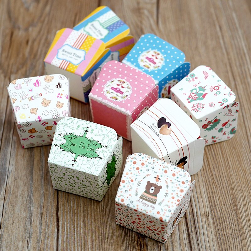 100pcs cake cup birthday party favors high temperature baking bread paper cup cake cupcake case small 6*5*4.5cm