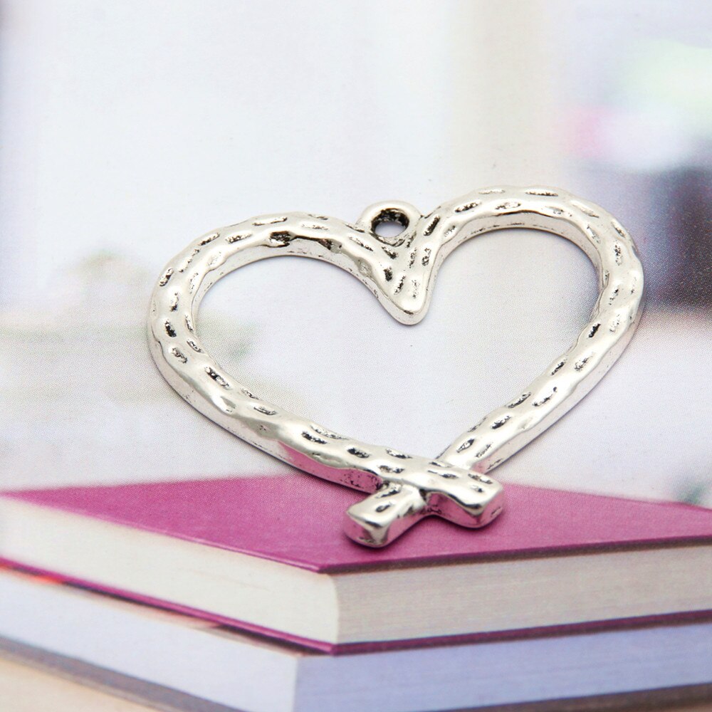 10Pcs Zilver Kleur Hollow Heart Shaped Bedels Originele Liefde Hanger Ornamenten Kettingen Sieraden Benodigdheden 34X33.5Mm A3426