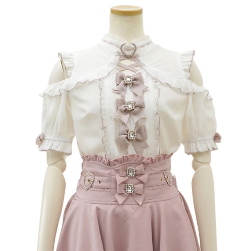 Blusas góticas de Lolita para Mujer, agradable arco con hombros descubiertos, camisa JK para chicas japonesas, Blusas elegantes con volantes de encaje y corazón de amor para Mujer: XL / Marfíl