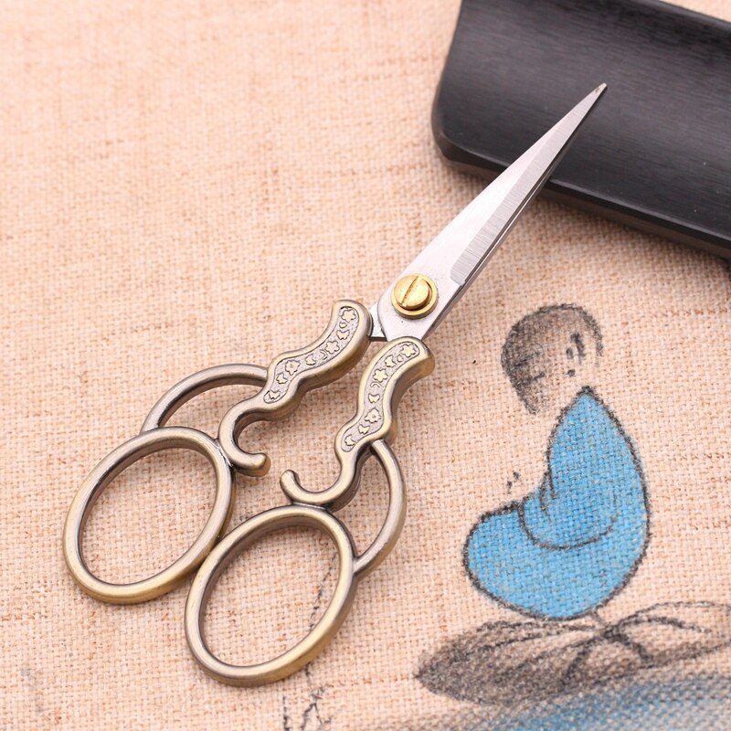 Edelstahl schere stickerei stoff DIY schneiden handwerk kreuz stich Europäischen retro klassische kunst nähen schneiderei zubehör: U   1PCS