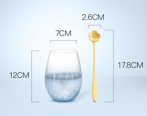 Sterrenhemel verandert geleidelijk van kleur kopje water kopje glas vrouwelijk huishouden theekopje persoonlijkheid koffiekopje stuur familieleden: Blauw 2