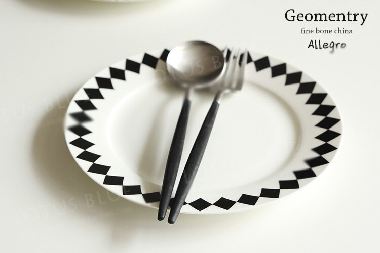 8 Inch 45% Bone China Plate Western Dinner Plates Ceramic On-glazed Round Dishes Steak Simple Brief Black Diamond