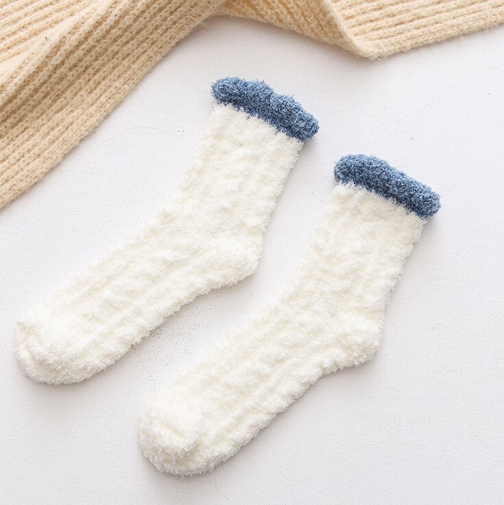 Coral Fleece Women Socks Bow rabbit Bear Candy Winter Thickening Cute Mid-tube Sock Ladies Home Bed Floor Slipper Sox: bai