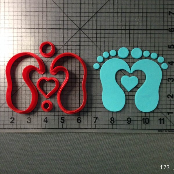 Baby Gezicht Cookie Cutter Set Fondant Cupcake Top Cutter Custom Made 3D Gedrukt Taart Decoratie Gereedschappen Biscuit Mold: baby feet2 5 inch