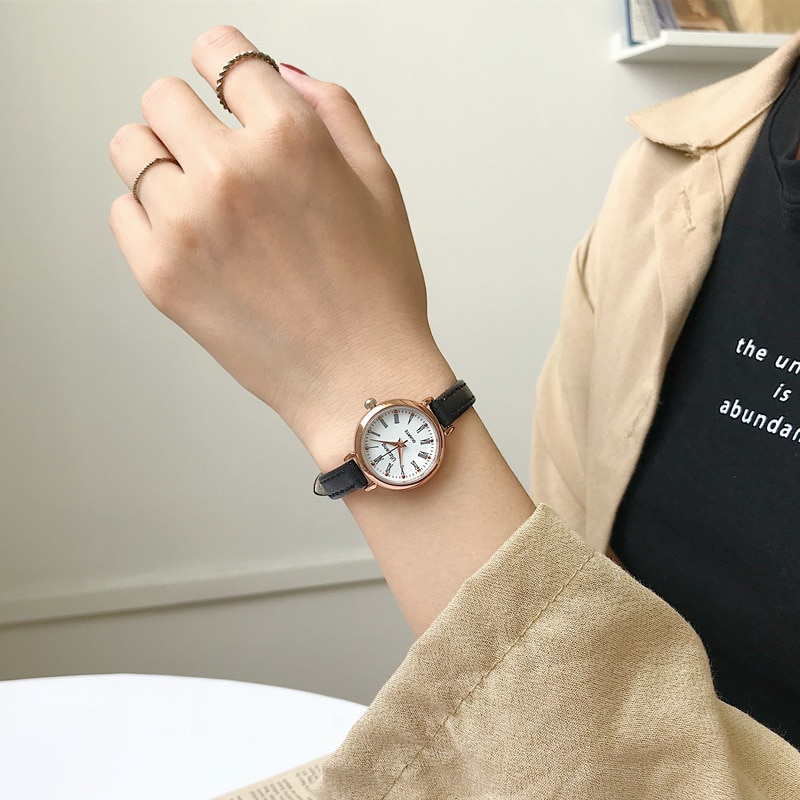 Retro brune kvinder ure kvaliteter små damer armbåndsure vintage læder armbånd ur mærke kvinde ur
