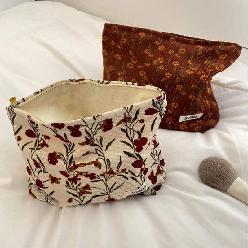 Kabel Kosmetik Tasche retro Blume drucken Kosmetik Tasche Tragbare Waschen Tasche Frauen Reisen Kosmetik Tasche Schönheit Lagerung Tasche