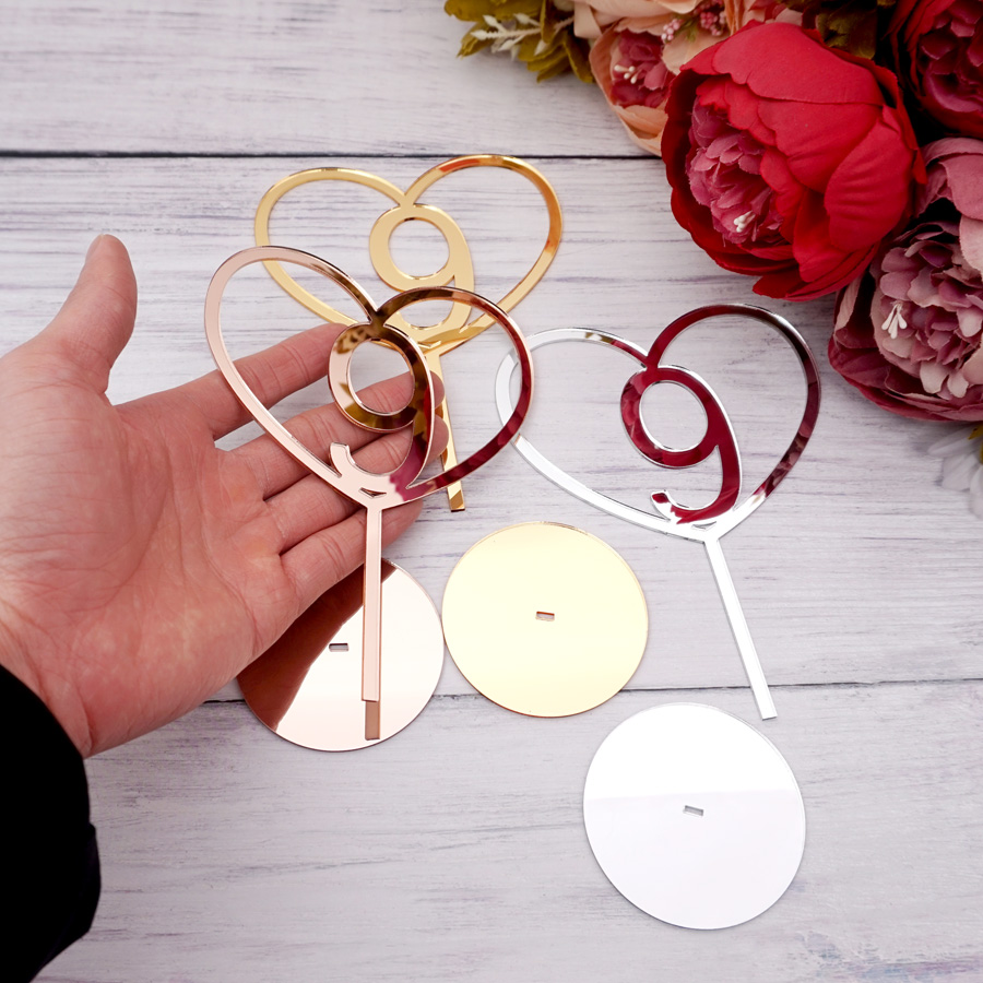 Numéros de Table miroir acrylique en forme de cœur, 15cm de hauteur, avec support, Base, fournitures pour décoration d'hôtel, fête de mariage, événement