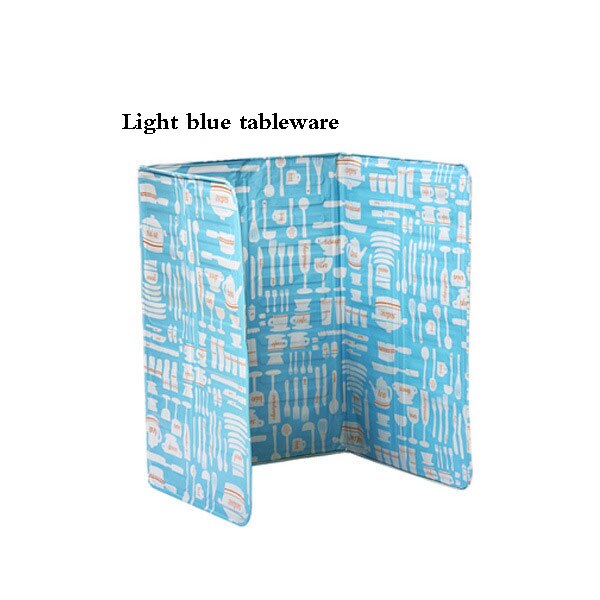 Kitchen Household Cooking Heat Insulation Oil Splash Baffle Gas Stove Baffle Oil Aluminum Foil Baffle: Light blue tableware