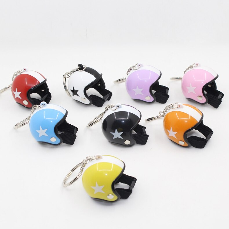 1pcs Motorcycle Helmet Key Chain Hanging Key Chain Ring Keychain Keyring Toy for Men or Women 3D Miniature Plastic