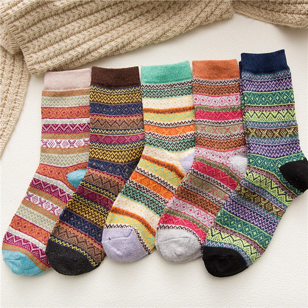 5 Paren/set Winter Dikker Wol Vrouwen Meisjes Sokken Etnische Multicolor Gestreepte Zachte Warme Casual Sport Sokken Kleding Leuke Sok