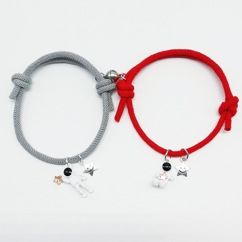 2Pcs/set Couple Bracelet Magnetic Attraction Bracelet Friendship Rope Bracelet Cute Star Astronaut Bracelet for Women: grey red white
