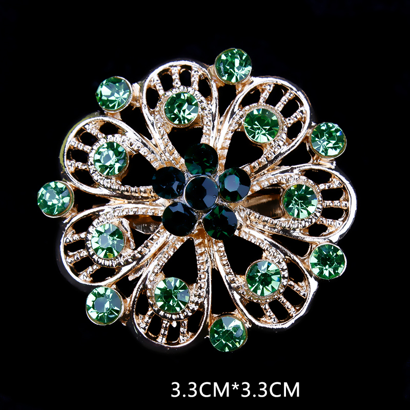 Fabriek Directe Verkoop Diverse Gold Plated Kleur Crystal Rhinestones Bloem Mode Broche Pins voor Vrouwen Diverse