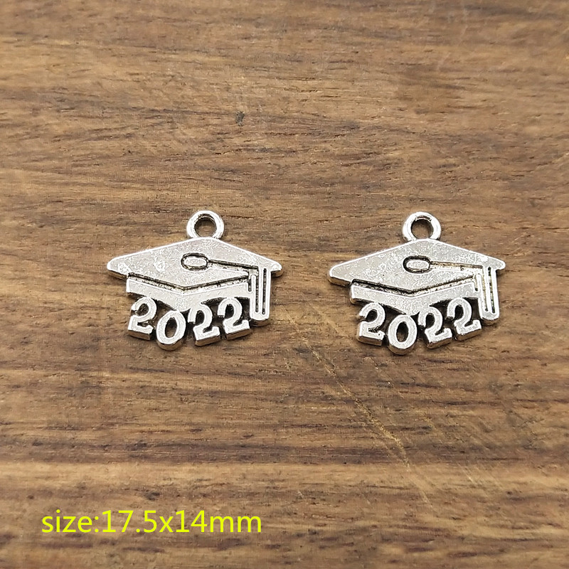 20Pcs Jaar 2022 Charms.2022 Graduation Cap Charms Tibetaanse Verzilverd Hangers Antieke Sieraden Maken Diy Handgemaakte Craft
