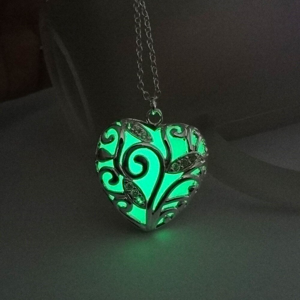 Sødt hjerte glød i mørket piger magt halskæde fahsion smykker glød lyse kvinder vedhæng halskæder med kæde: Grøn