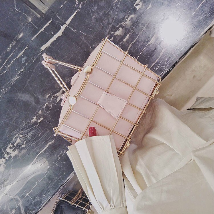 Moda designer bolsas femininas 2020 novo de alta qualidade couro do plutônio bolsa feminina cesta de ferro quadrado bolsa de ombro de corrente saco do mensageiro