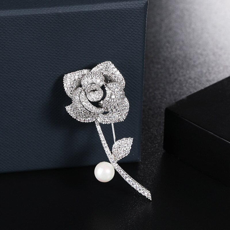 HOYON Brooch - White Gold & Champagne Gold - Pearl Flower - 14k Stamp - Vintage Style