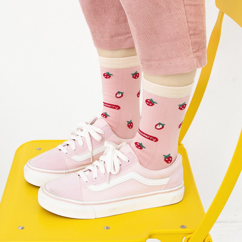 Women's Socks Autumn and Winter Trendy Socks Strawberry Tube Cotton Women's Socks Harajuku College Style Casual Fresh Socks