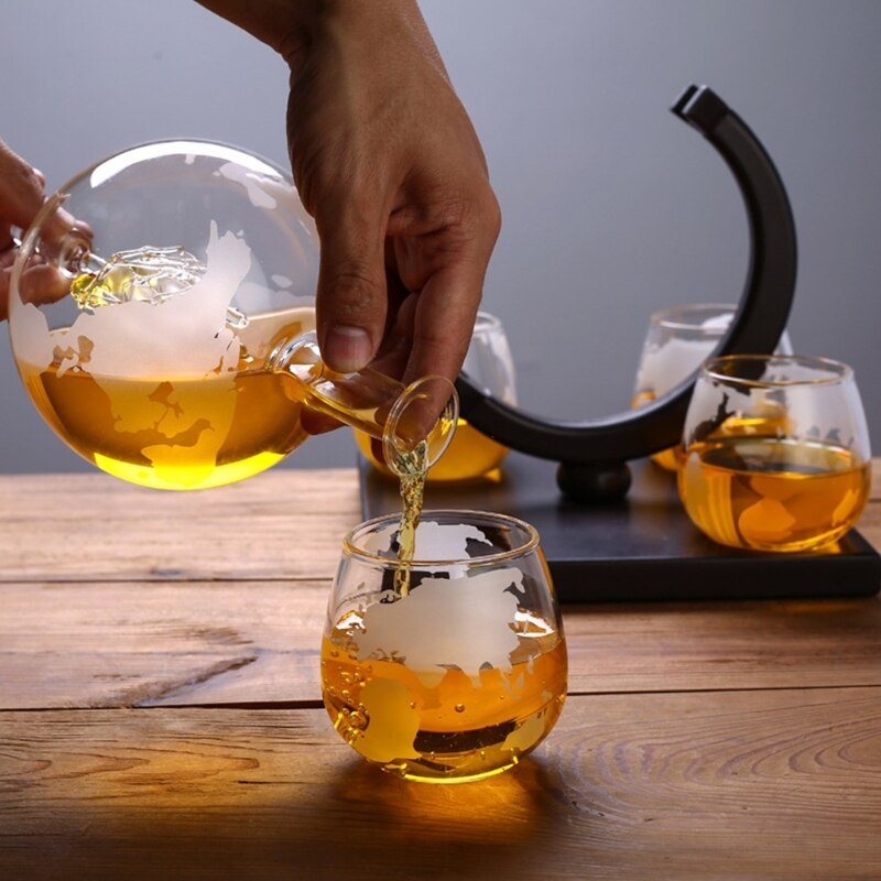 Whiskey Decanter Globe Set Met 4 Geëtst Globe Whisky Bril-Voor Drank, Bourbon, Vodka