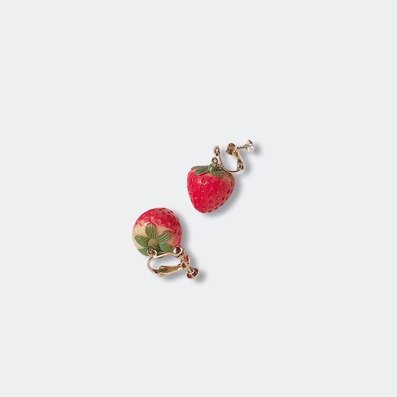 Women Earrings Lovely Fruit Dangle Earring Simulation Strawberry Earring For Girl Jewelry Accessories: clip