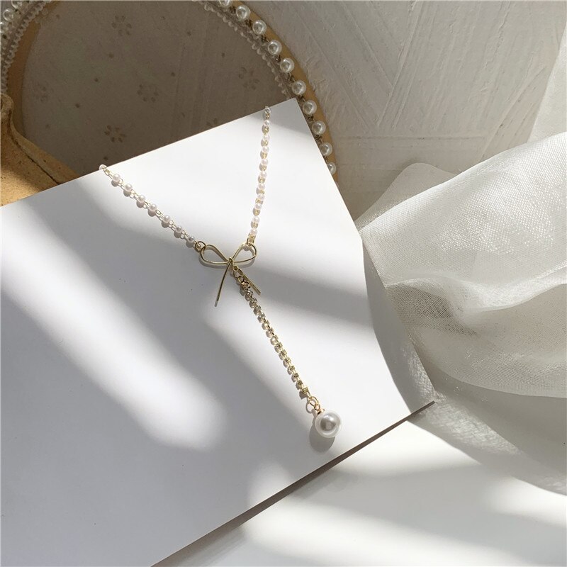 Collana con ciondolo a farfalla per donna imitazione perla farfalla pendente catena clavicola collana girocollo regalo gioielli moda femminile