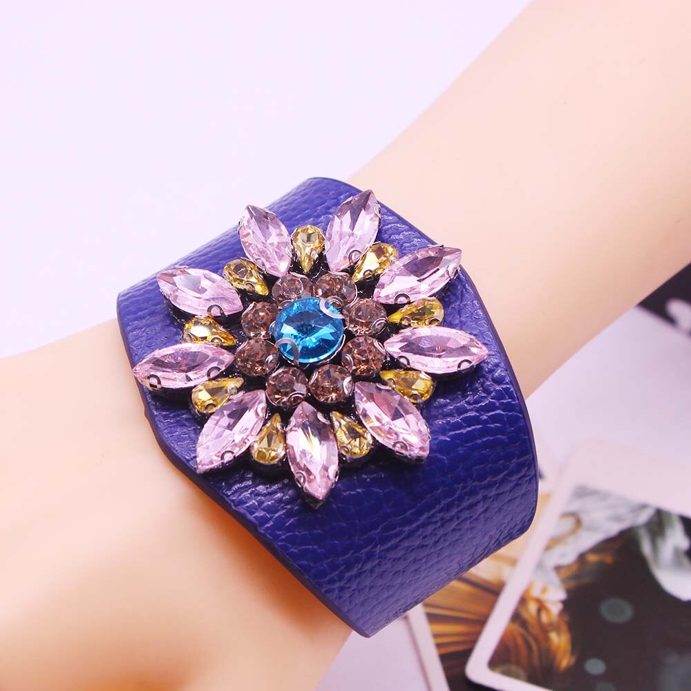 D&amp;D European Punk Wide Crystal flowers Leather Bracelets &amp; Bangles for Women Cuff Bracelet Statement Jewelry