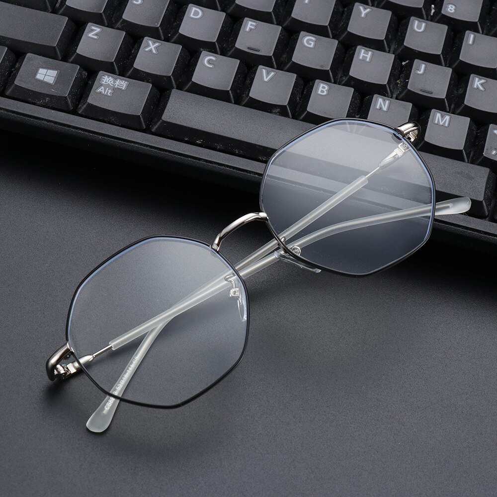 Round Frame Metal Glasses Simple Retro Anti-Radiation Blue Light Blocking Gaming Computer Glasses Eyeglasses For Hiking