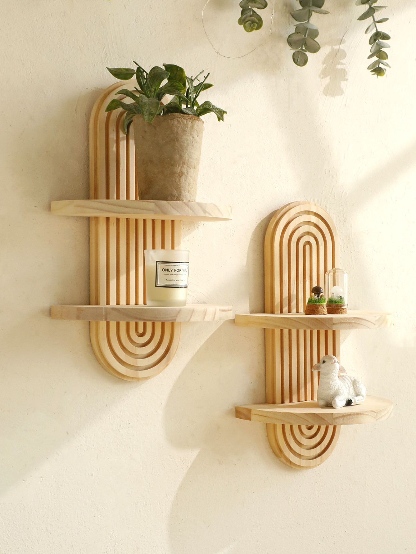 Estantes de pared de madera estilo boho de 2 niveles: estantes geométricos montados en la pared, acabado de madera natural, decoración moderna para el hogar, decoración de plantas