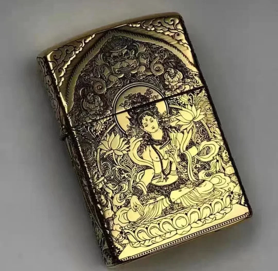Zippo-tändare i guldfärgad mässing, vindtät buddha-samling i låda