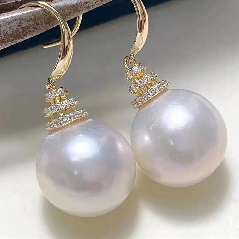 Huitan-pendientes de perlas de imitación de flores para mujer, aretes de lujo con incrustaciones de piedra CZ brillante, joyería de boda, lotes al por mayor: Chapado en zinc blanco y azul