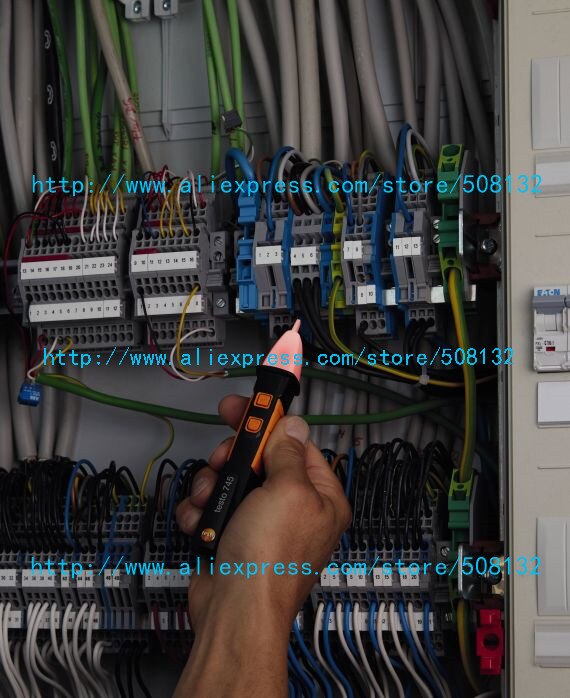 testo 745 - Non-contact voltage tester 0590 7450