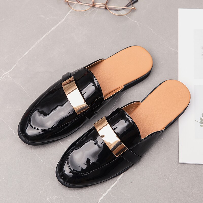 Sandalias de hombre , nuevas zapatillas de verano para hombre, zapatos de charol informal para hombre, chanclas deslizantes para hombre, mocasines, zapatos de mula