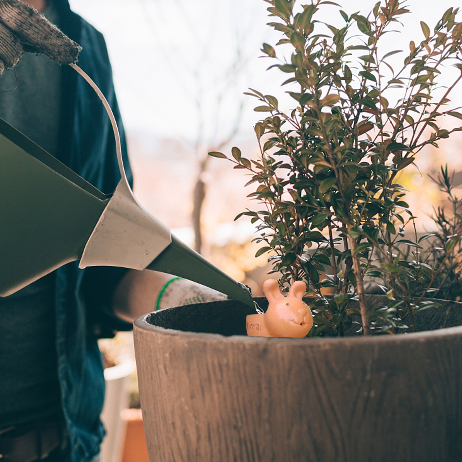 Plant Watering Devices, Self-Watering Spikes, Holiday Plants Watering Dripper, 8 Pcs Automatic Drip System Irrigation Equipment Tool, for Indoor and Outdoor Home and On