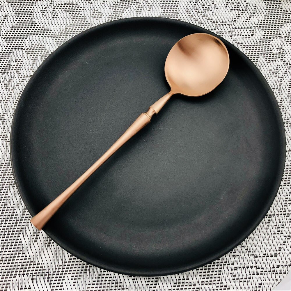Gorgeous Retro Rose Gold Cutlery Set Copper Stainless Steel Dinnerware Set Knife Forks Teaspoon Wedding Tableware Set 1Piece: 07 Round Spoon