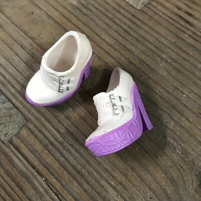 mc2 doll shoes Original Dolls Accessories send clothes Toys: 20