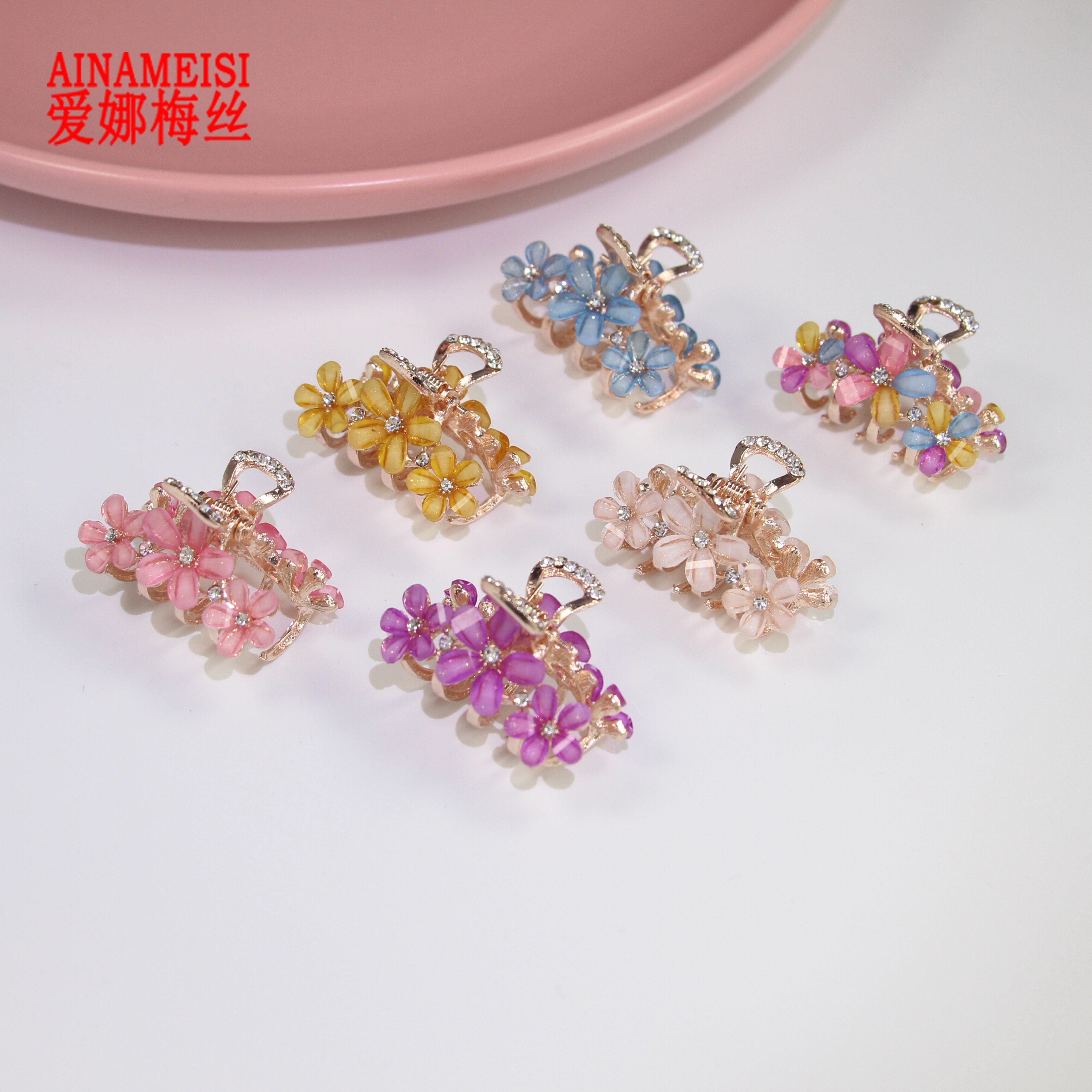 AINAMEISI Girls Resin Flower Hair Claws Women Hair Jewelry Rhinestone Crabs Clips Hairpins Hair Accessories For Women