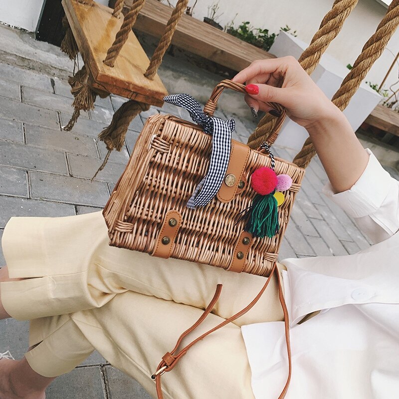 Women's Bag Boog Geweven Kwastje Handtas Bamboe Serie Jeugd Schoudertas Diagonaal Kruis Tas Temperament Handtas Doos Vorm