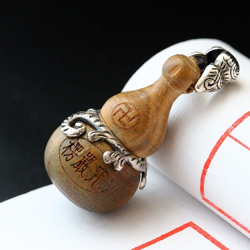 925 pure silver pendant natural green sandalwood gourd gold and silver pendant